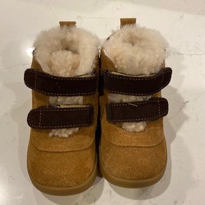 Ugg Booties for baby/toddler size 4/5. Never worn